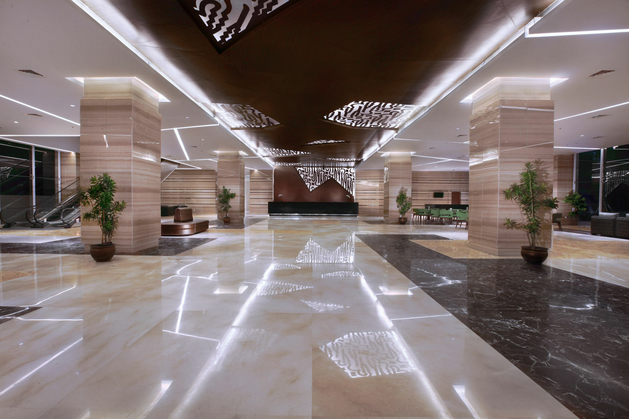 The Alana Hotel & Convention Center Solo By Aston Eksteriør billede